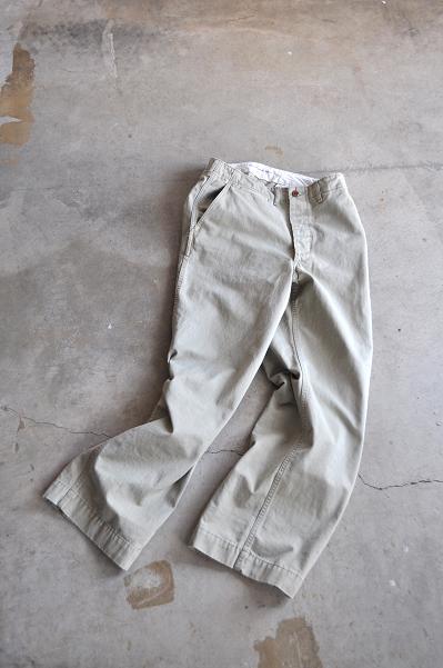 DAILY WARDROBE INDUSTRY/デイリーワードローブインダストリー DAILY KHAKI TROUSERS