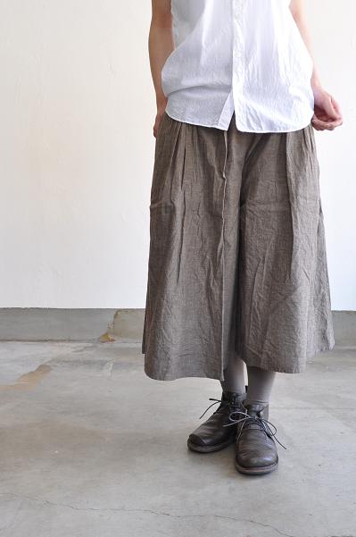 kapital/キャピタル 綿麻シャンブレー ハイウエストラップキュロット