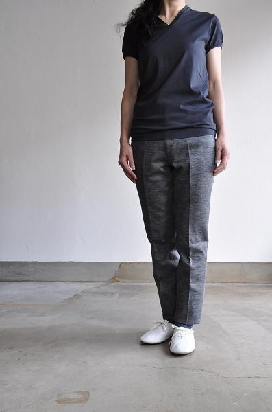 NO CONTROL AIR/ノーコントロールエアー 80/2 ラムココットン 甘編天竺 VネックTシャツ