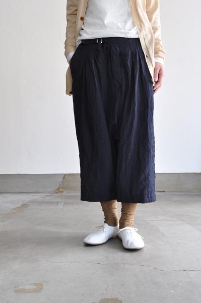 NO CONTROL AIR/ノーコントロールエアー 強撚ウール×強撚リネン シャンブレー サルエルパンツ
