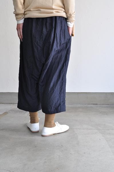 NO CONTROL AIR/ノーコントロールエアー 強撚ウール×強撚リネン シャンブレー サルエルパンツ
