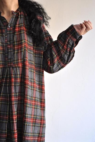 kapital/キャピタル ウールガーゼタータンチェック フィッシャーマンズローブ