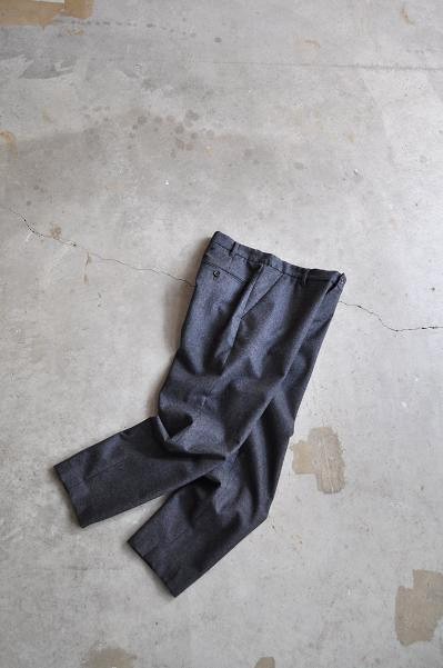 etre Pieds nus/エートル・ピエ・ニュ SHARKSKIN WOOL FLANNEL SLIM PANTS/フランネル スリムパンツ