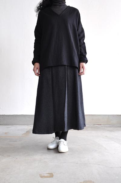 jujudhau/ズーズーダウ V-NECK SHIRTS(W/C BLACK)