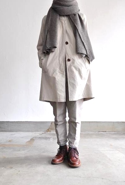 etre Pieds nus/エートル・ピエ・ニュ ステンカラーコート