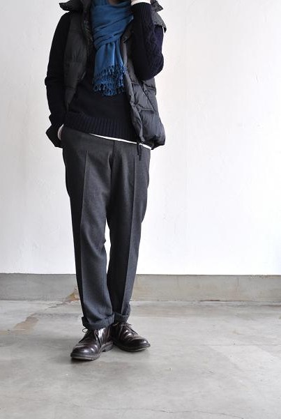 STILL BY HAND/スティルバイハンド クルーネックニット
