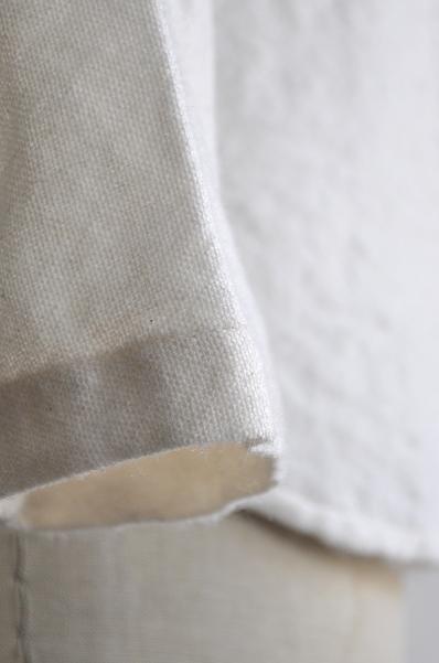jujudhau/ズーズーダウ ROUND NECK(W/C NATURAL)