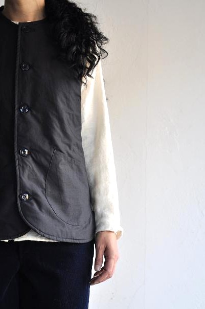 jujudhau/ズーズーダウ ROUND NECK(W/C NATURAL)