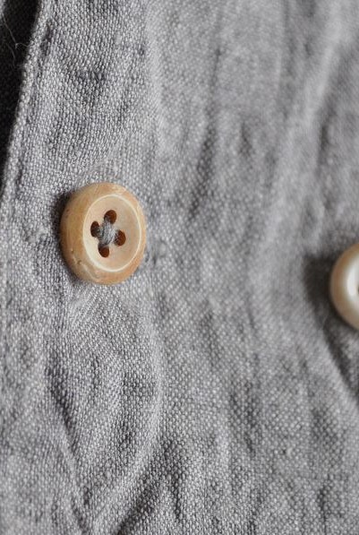 jujudhau/ズーズーダウ DOUBLE BUTTON SHIRTS