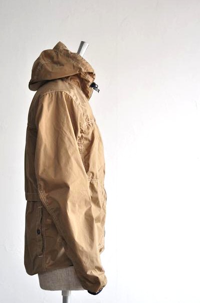 COMME des GARCONS HOMME/コムデギャルソン オム ナイロンタフタラミネートパーカ