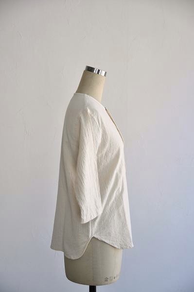jujudhau/ズーズーダウ シャツ/ROUND NECK SHIRTS
