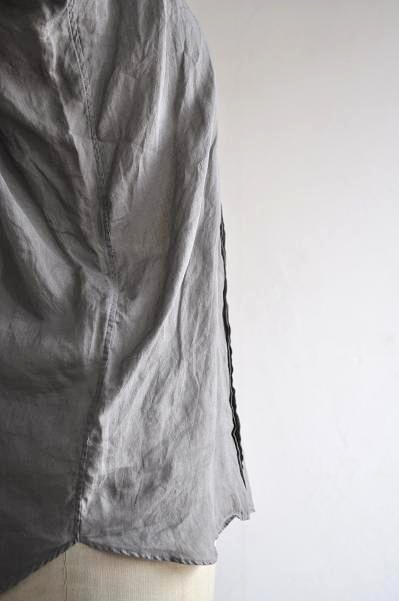 ゴーシュ 服 シャツ
