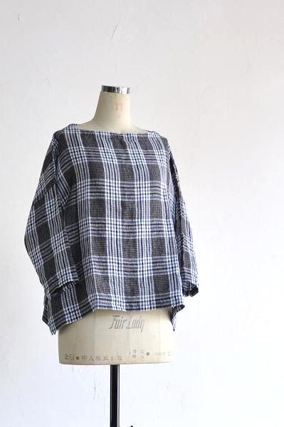 jujudhau/ズーズーダウ BOAT NECK