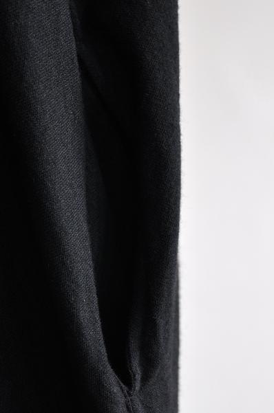 jujudhau/ズーズーダウ V-NECK DRESS(W/C BLACK)