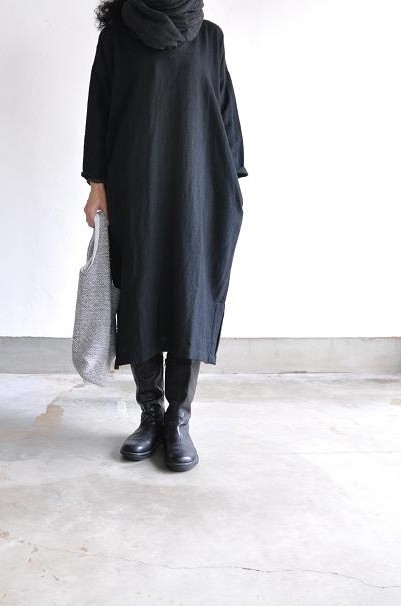 jujudhau/ズーズーダウ V-NECK DRESS(W/C BLACK)