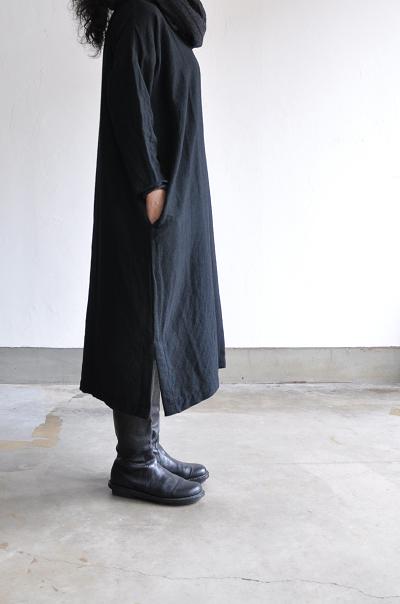 jujudhau/ズーズーダウ V-NECK DRESS(W/C BLACK)